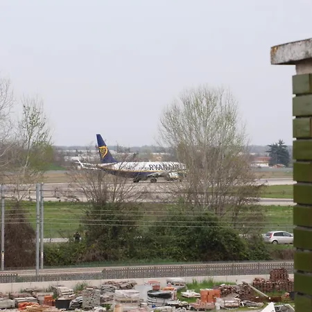 Flysuite Bologna Aeroporto Διαμέρισμα