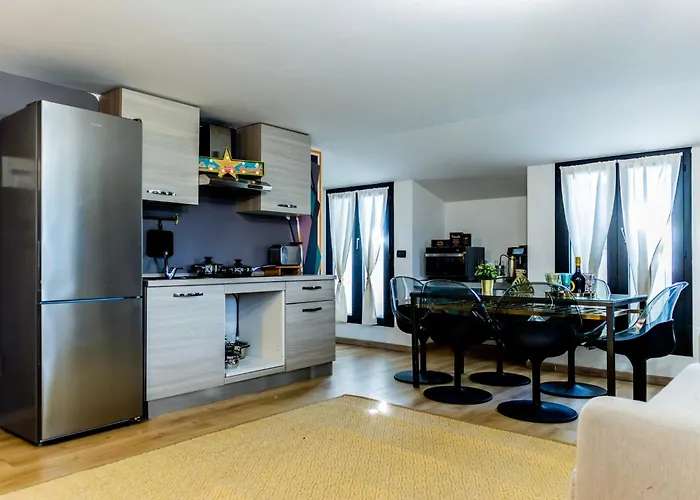 Flytosuite It Con 35 3 Delux 아파트